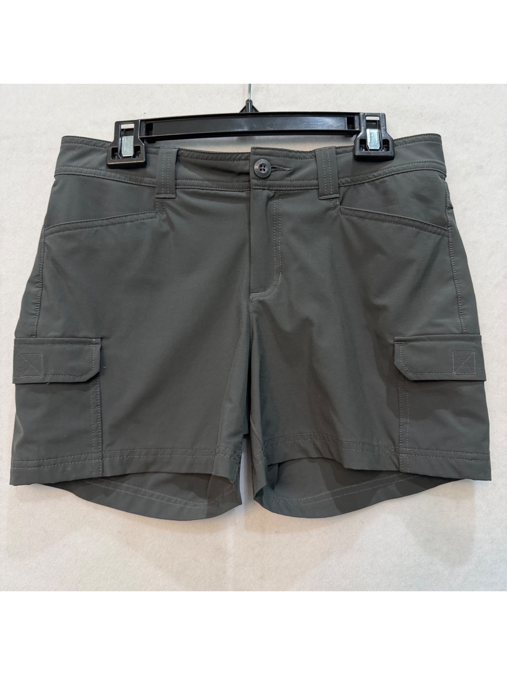 Eddie Bauer Women's 6 Cargo Pocket Shorts Gray 5" Inseam Flat Front Hiking